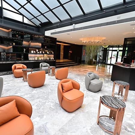 Sun Hao Hotel Taichung Exterior foto